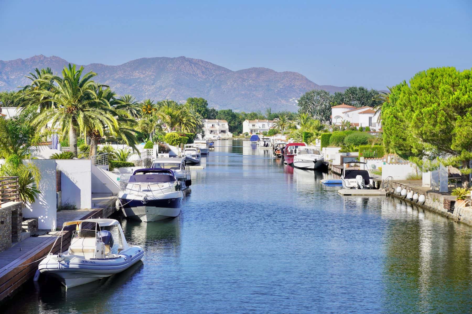 Canales de Empuriabrava, gestión de alquiler vacacional con Winahost